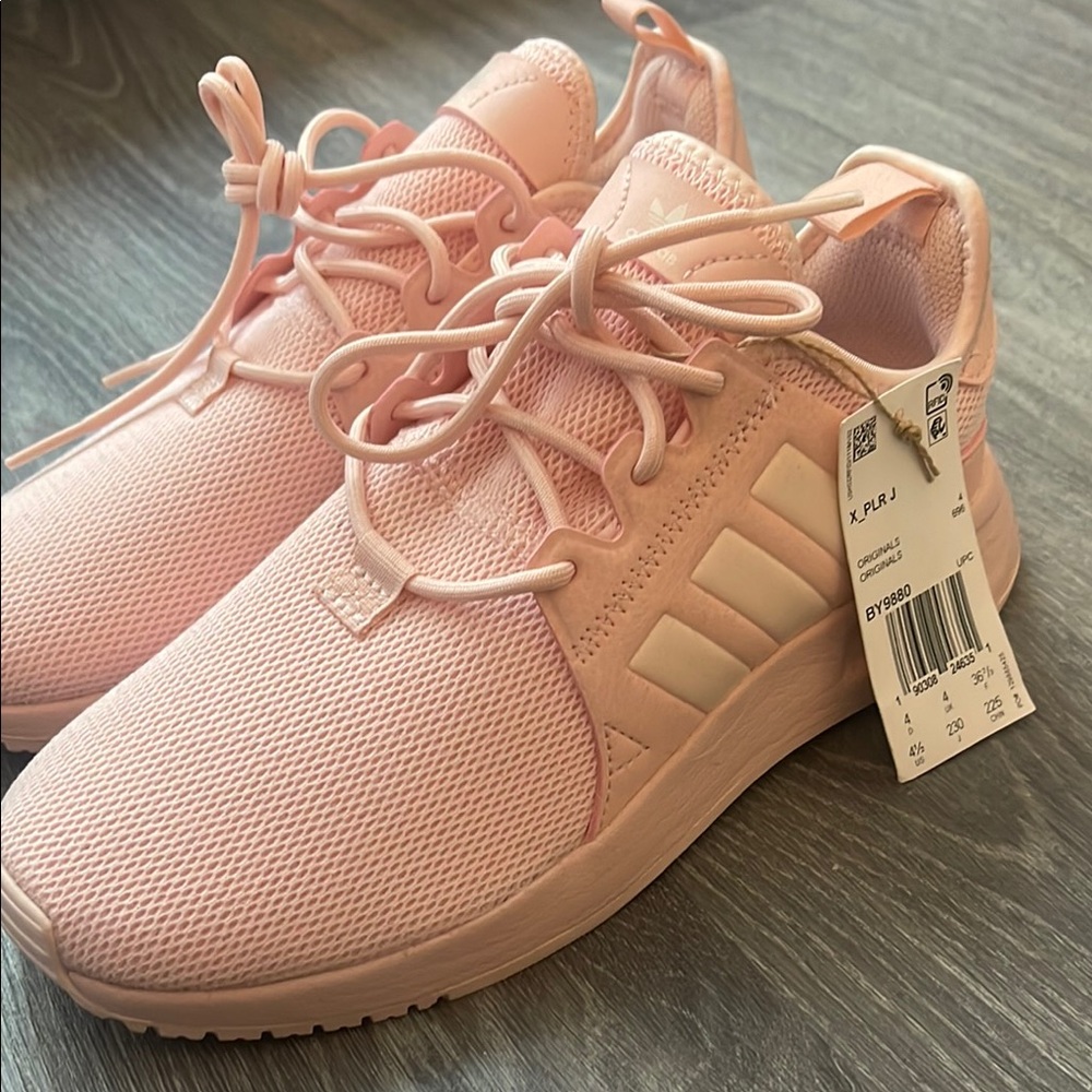 Adidas Women's Soft Pink Sneakers Kids Size 4.5/Women’s Size 6.5